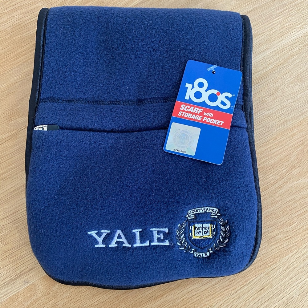 Yale navy blue fleece scarf with pocket NWT